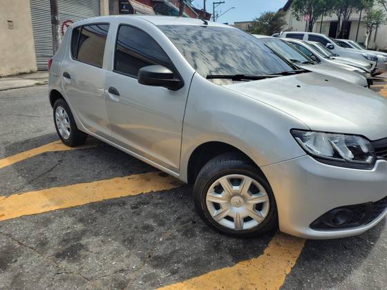 RENAULT SANDERO 1.0 12V SCE FLEX VIBE MANUAL RENAULT SANDERO 1.0 12V SCE FLEX VIBE MANUAL